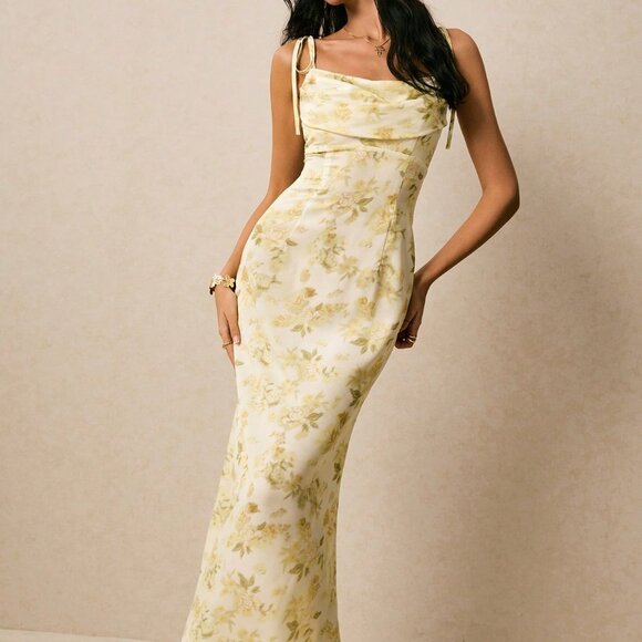 Yellow Elegant Women's Floral Cami Dress - Picture 5 of 7